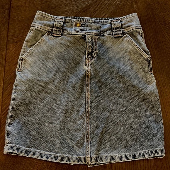 Gap Jeans Womens Vintage 2004 Denim Mini Skirt Blue Crosshatch Wash Size 4 - Picture 7 of 9